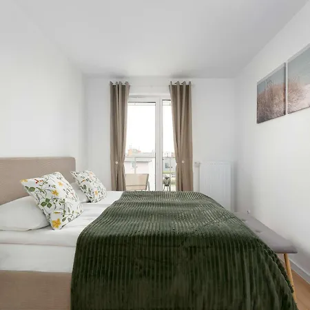 Appartement Bright In With Balcony And Parking By Renters